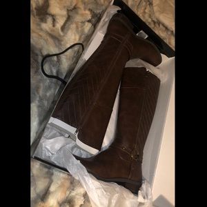 Above the knee Guess boots